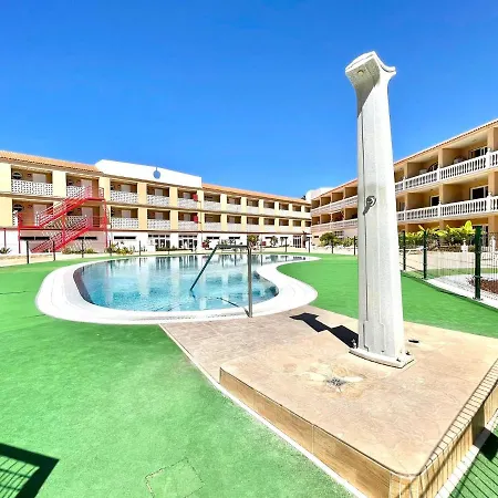 Estudio Con Wifi Y Piscina En Costa Del Silencio, Bien Comunicado